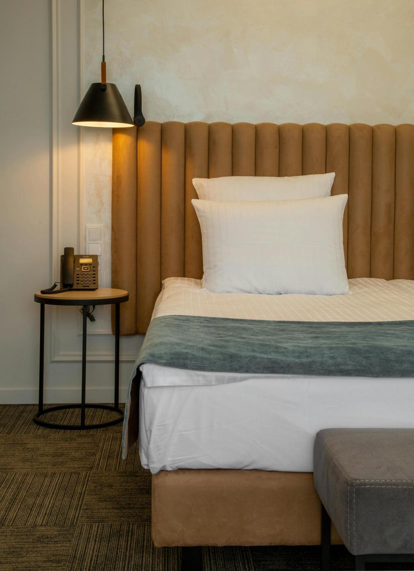 Near Airport Hotel 4*